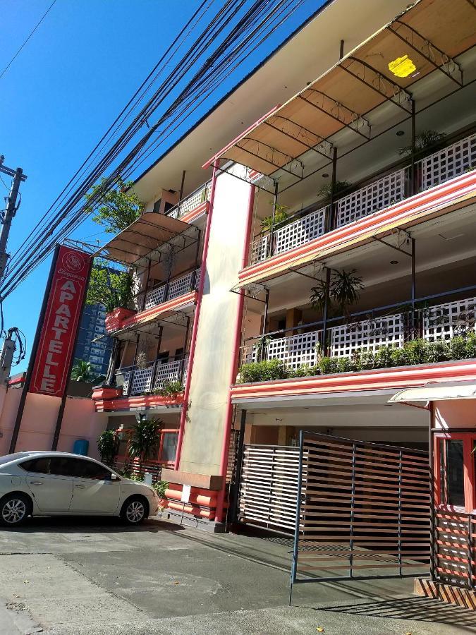 Sola Eleganza Apartelle Quezon City Exterior photo