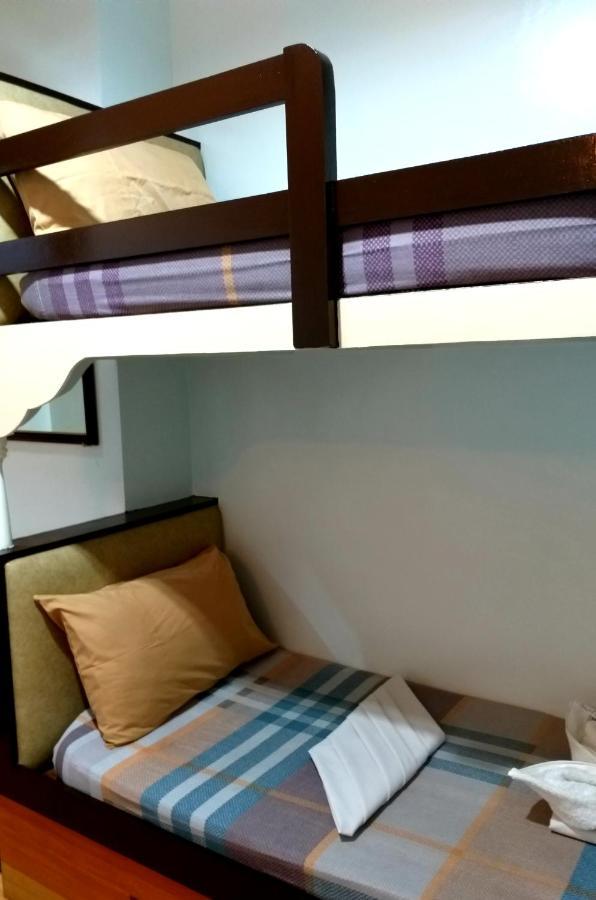 Sola Eleganza Apartelle Quezon City Exterior photo